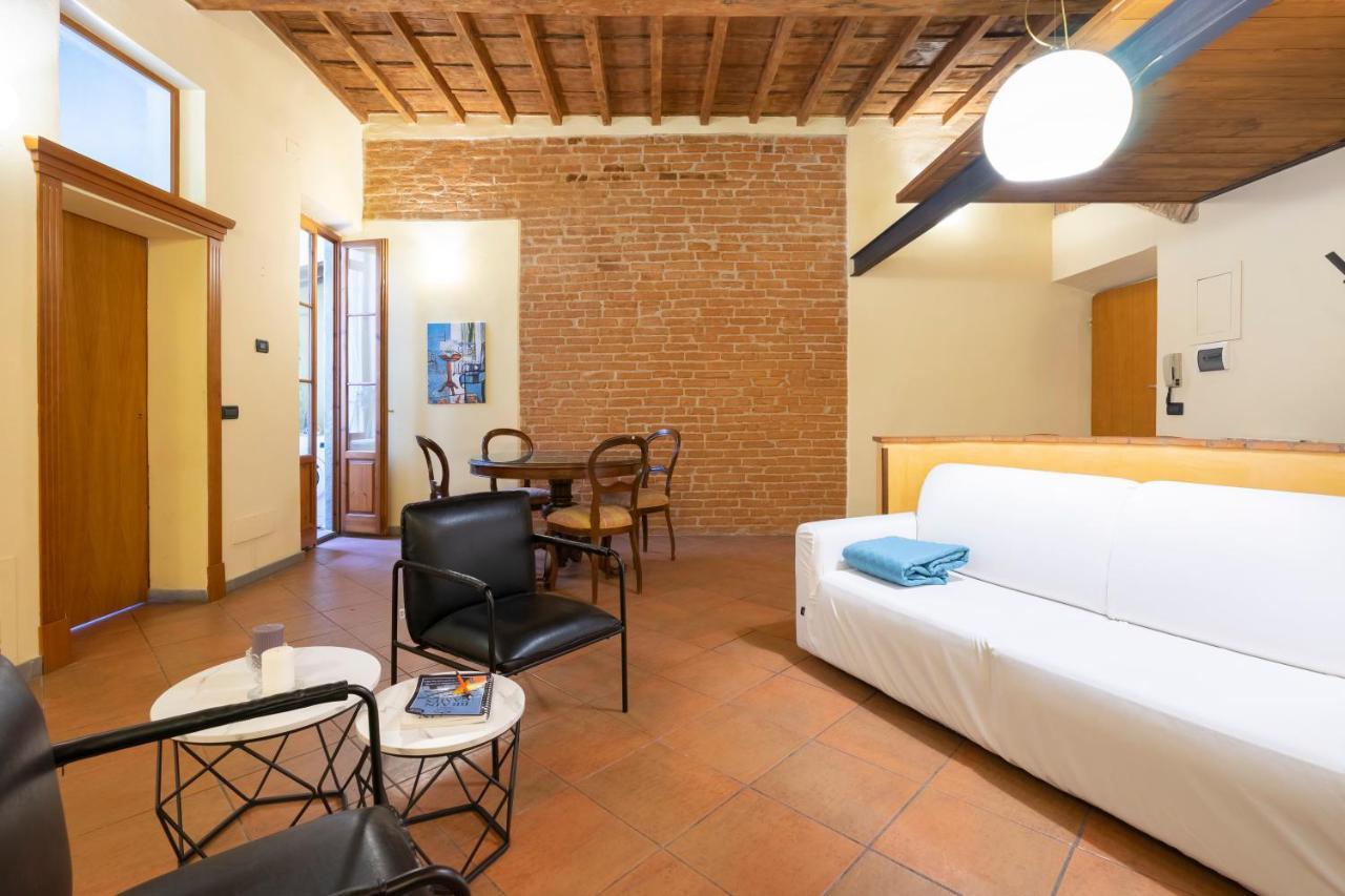 Verdi 11 Firenze Bagian luar foto