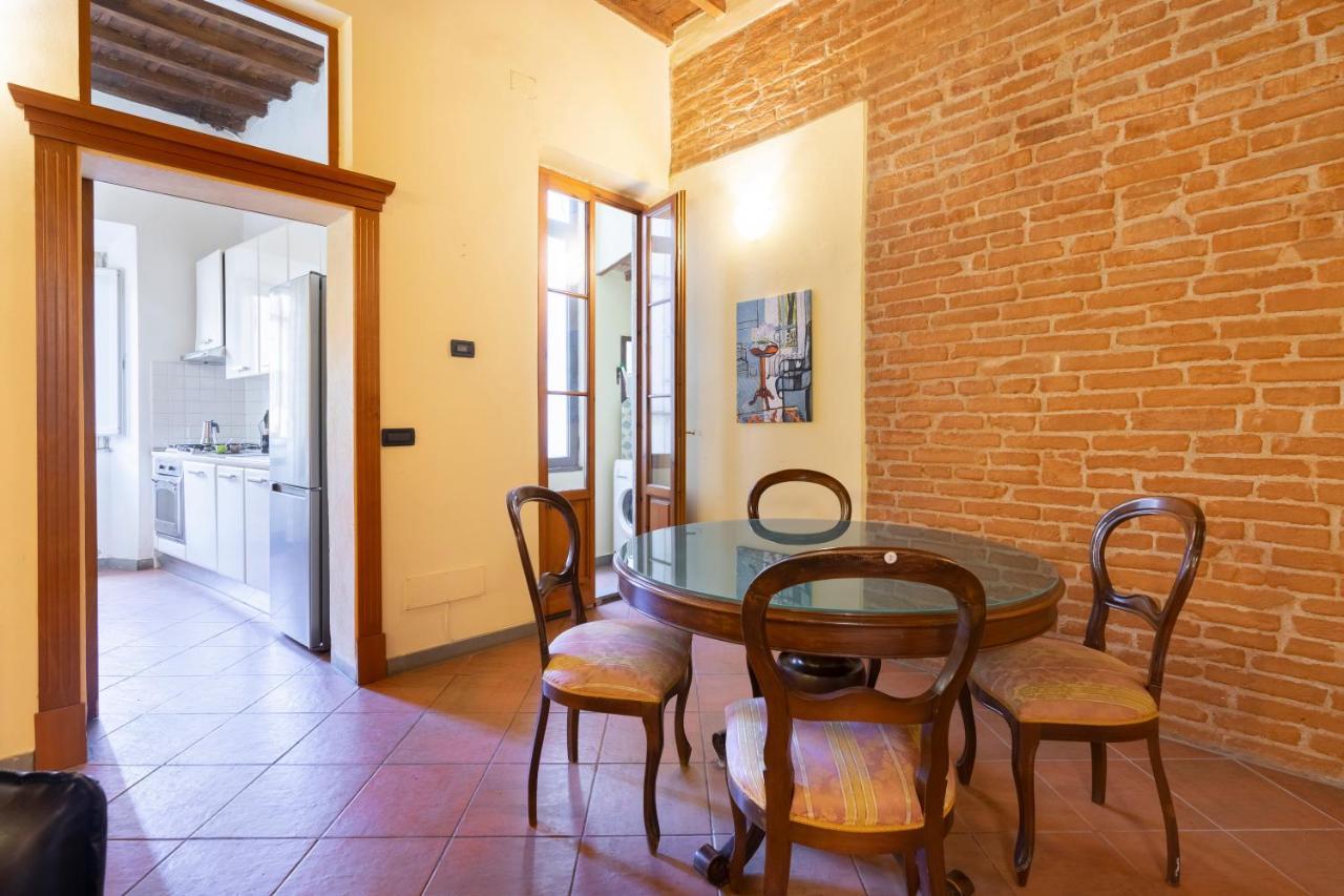 Verdi 11 Firenze Bagian luar foto